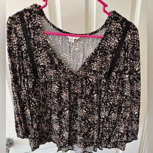 AMERICAN EAGLE • WOMENS • BLOUSE • MEDIUM